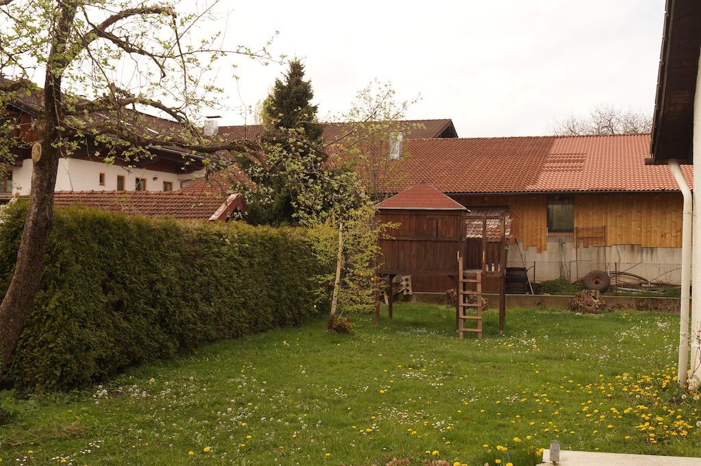 Ferienhaus Chiemsee Ubersee Room photo